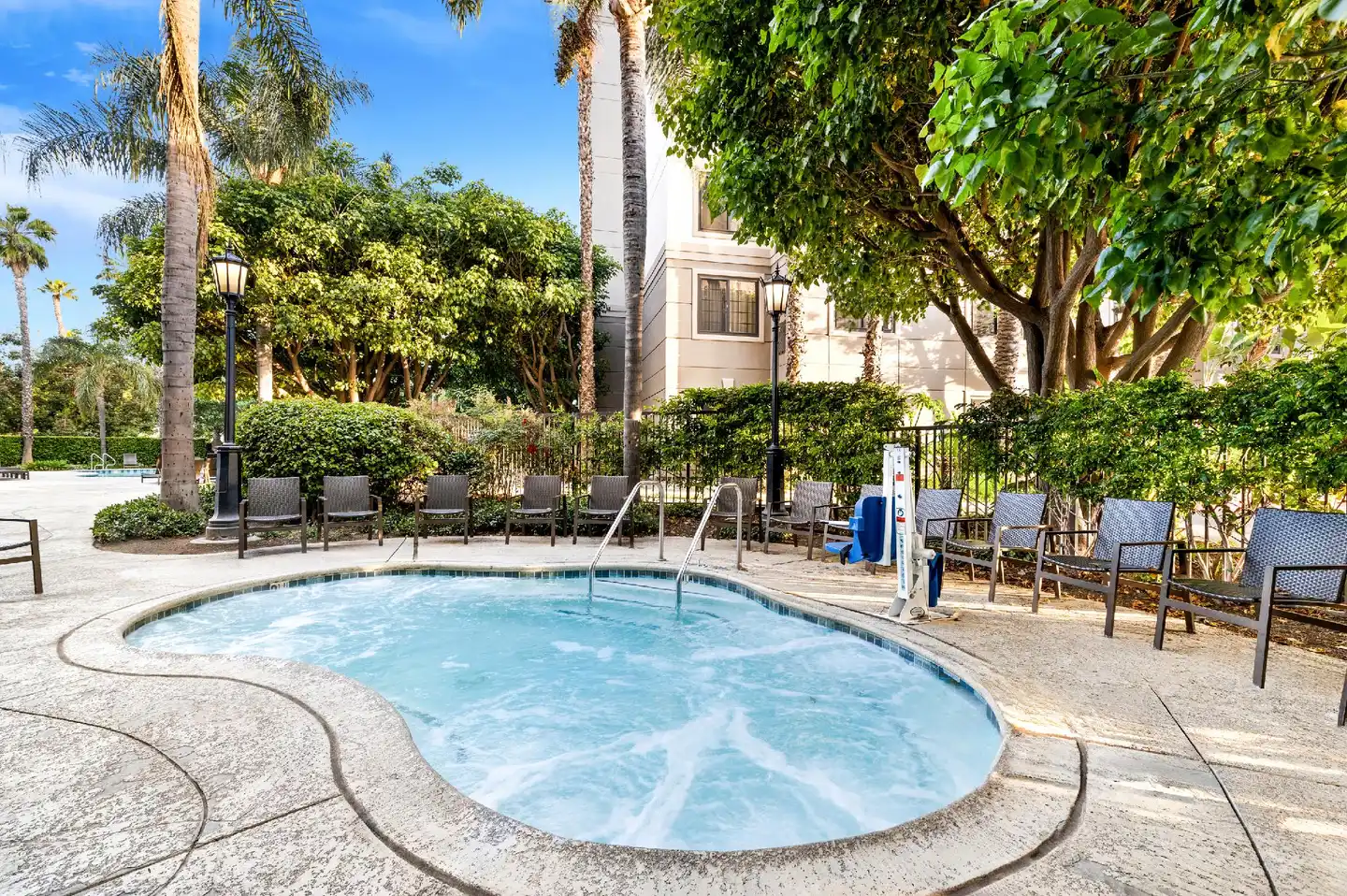 Sonesta Anaheim Resort Area Pool