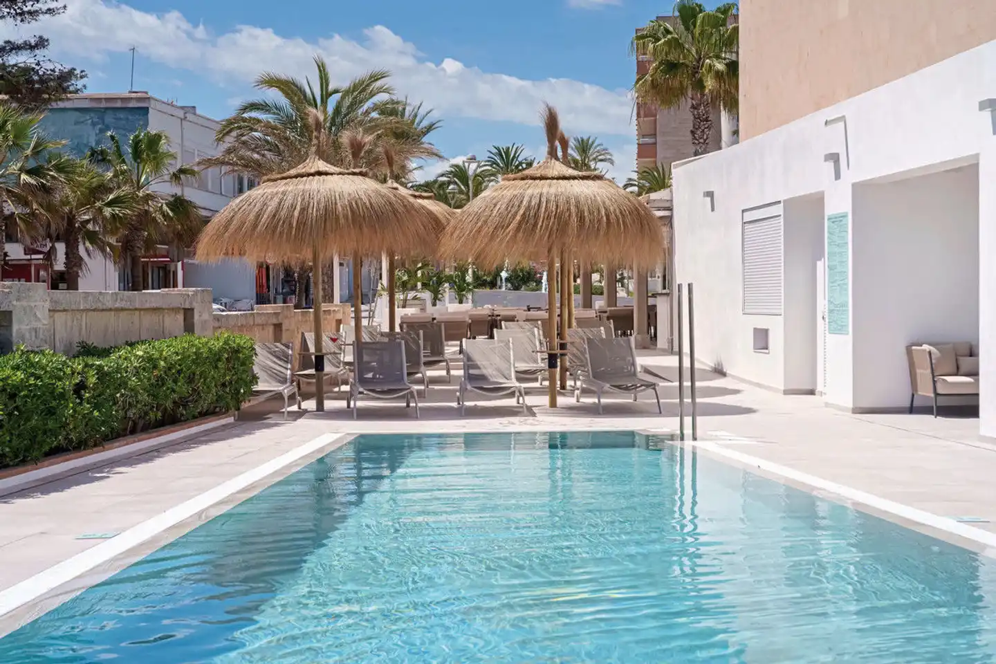 Ferrer Concord & Spa Pool