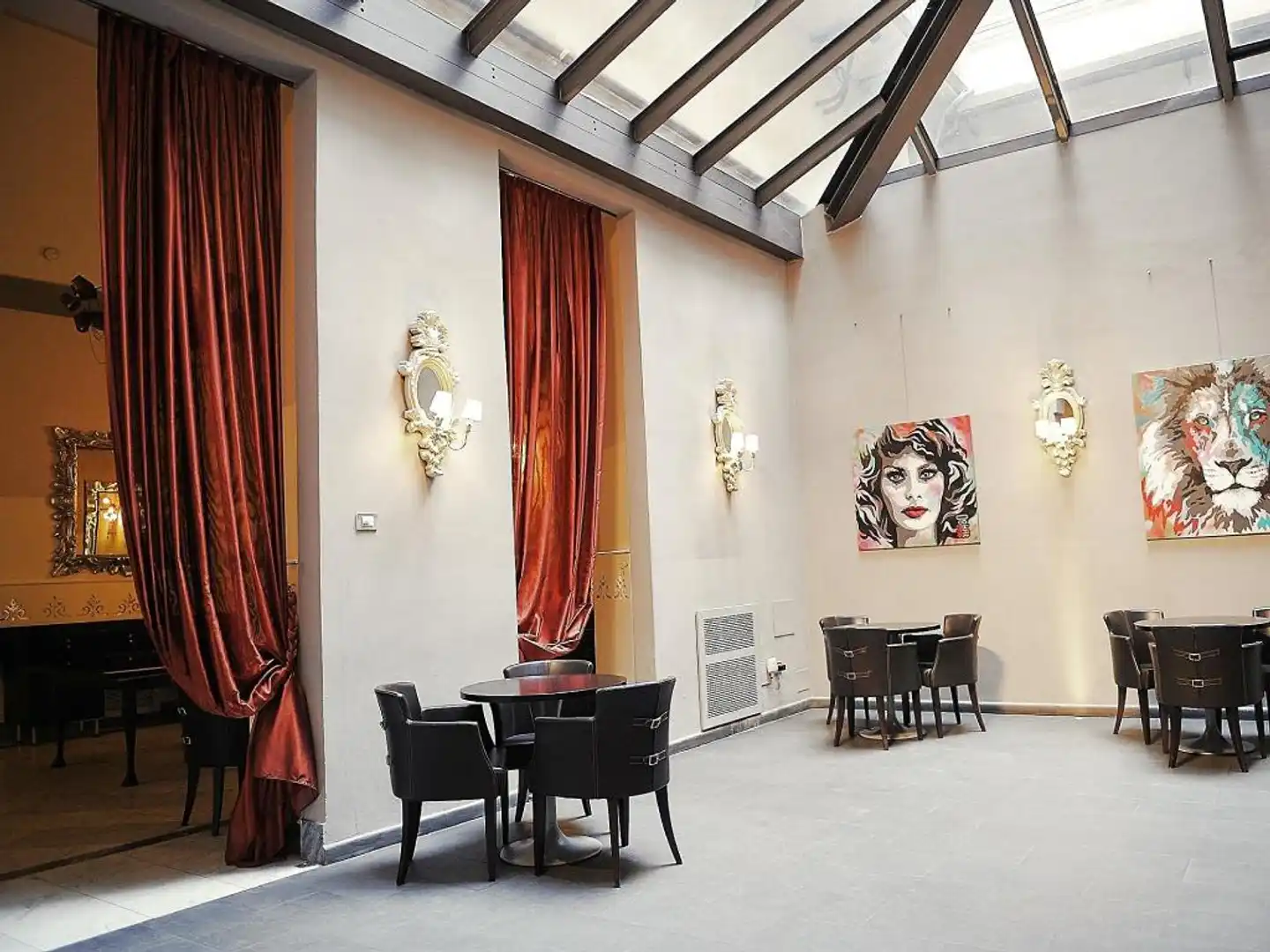 Borghese Palace Art Hotel Lobby