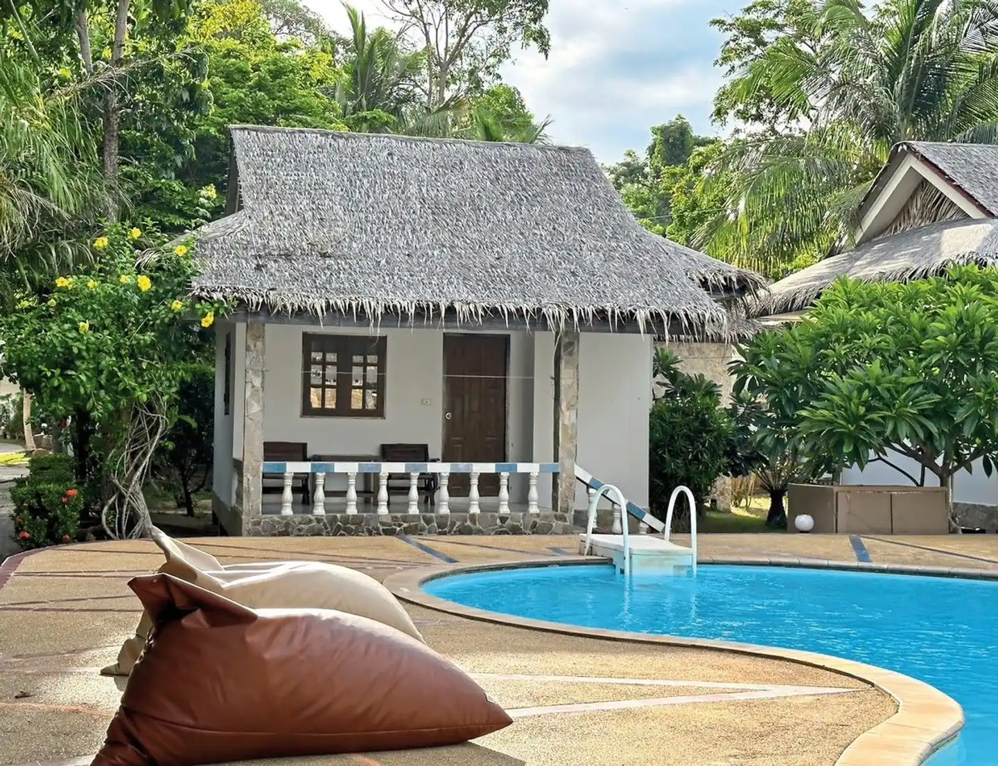 Phuwadee Resort Pool