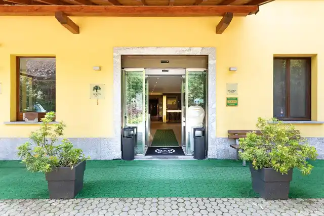 B&B Hotel Malpensa Lago Maggiore Aussenansicht