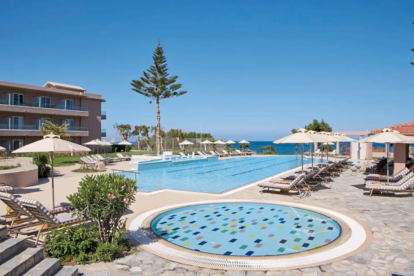 Ammos Luxury Resort Pool