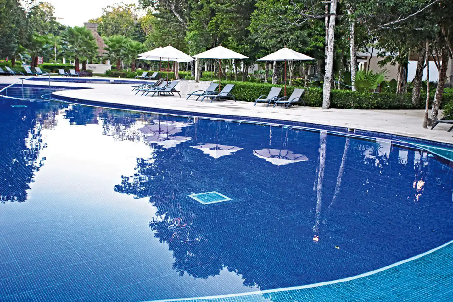 Bahia Principe Luxury Sian Ka'an Pool