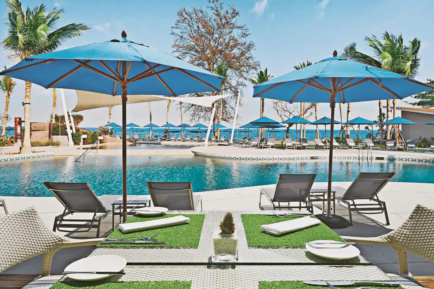 OZO Chaweng Samui Pool