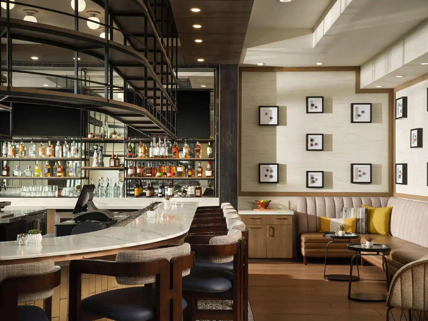 Cambria Hotel Sonoma Wine Country Bar