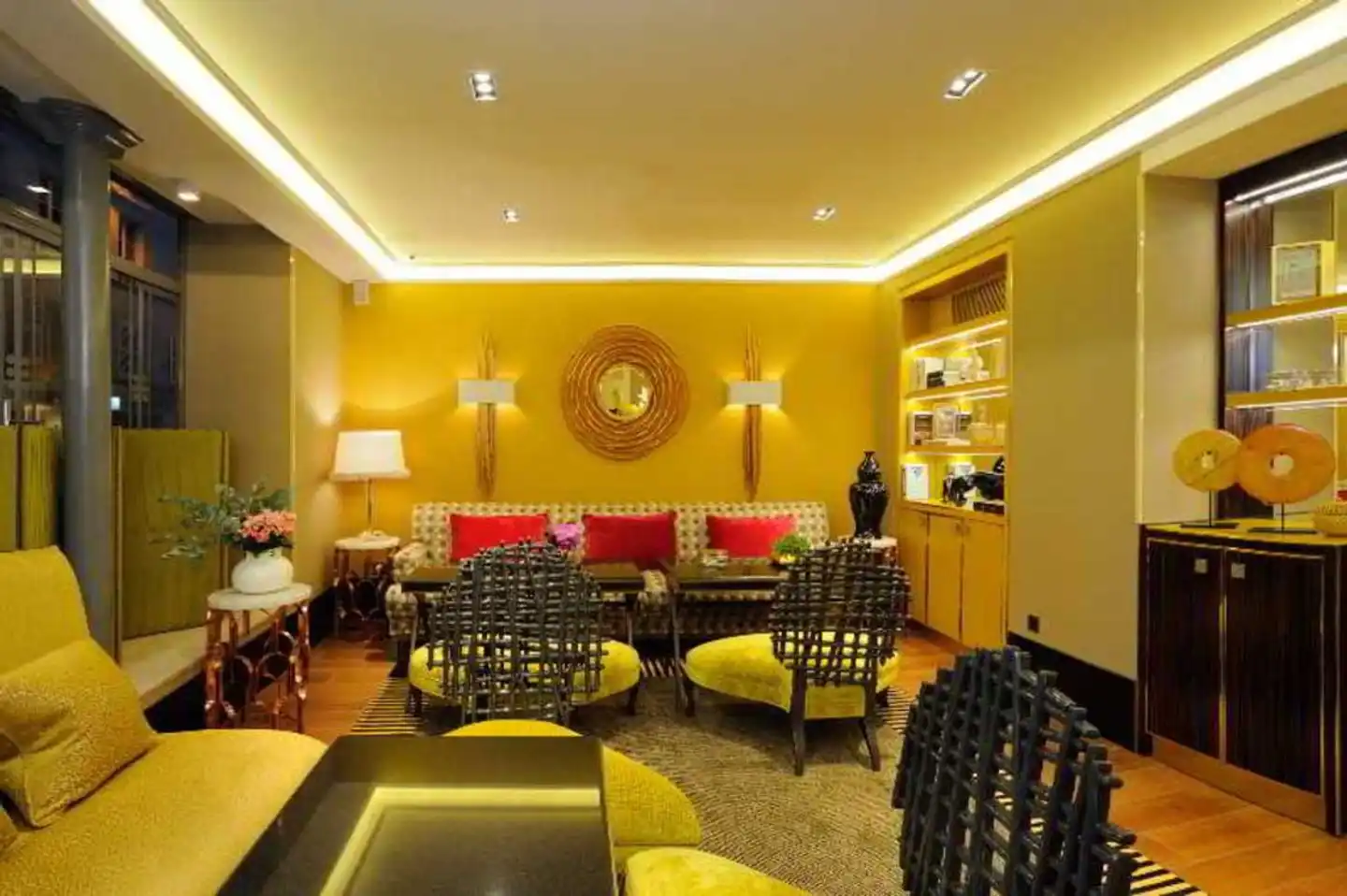 Baume Lobby
