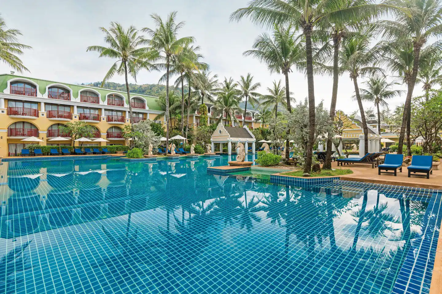 Phuket Graceland Resort & Spa Pool