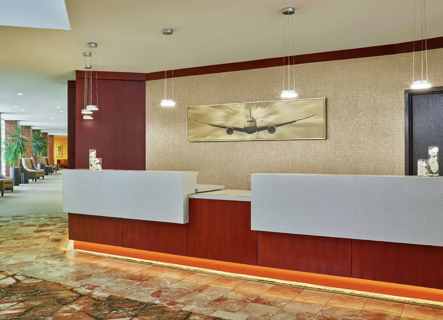 DoubleTree by Hilton Houston Intercontinental Airport Lobby