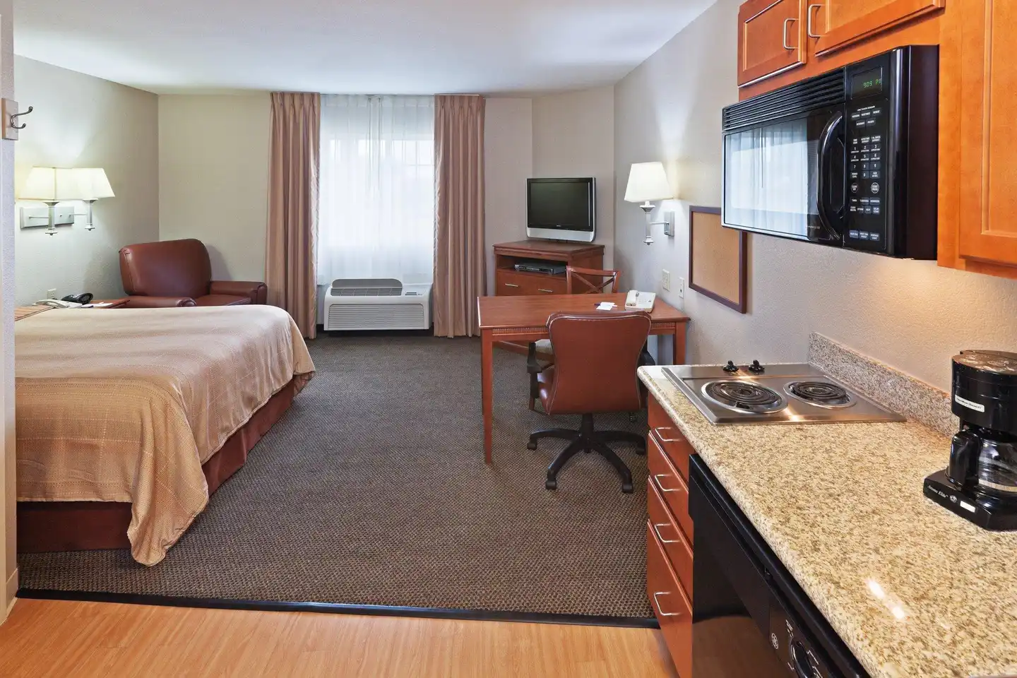Candlewood Suites Wichita Falls at Maurine Street Wohnbeispiel