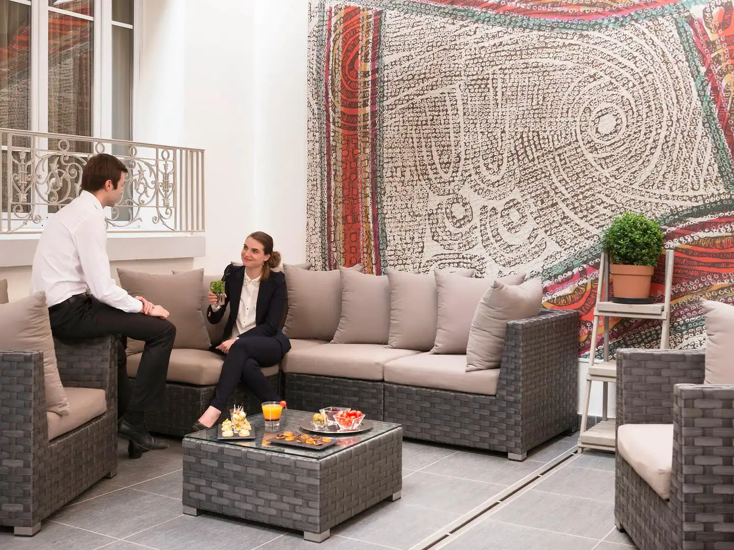 Mercure Paris Levallois Perret Hotel Lobby