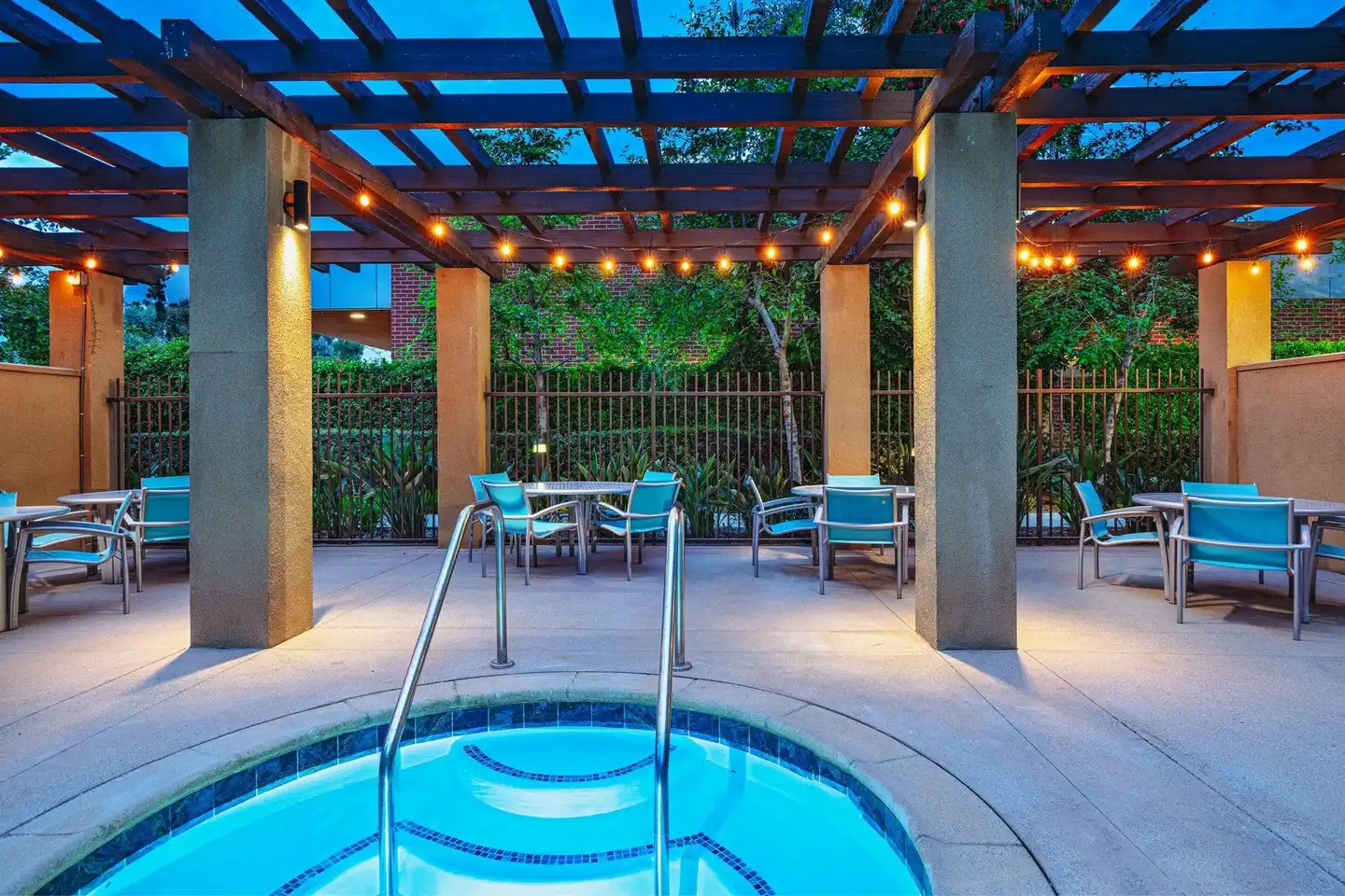 SpringHill Suites by Marriott Anaheim Maingate Hallenbad