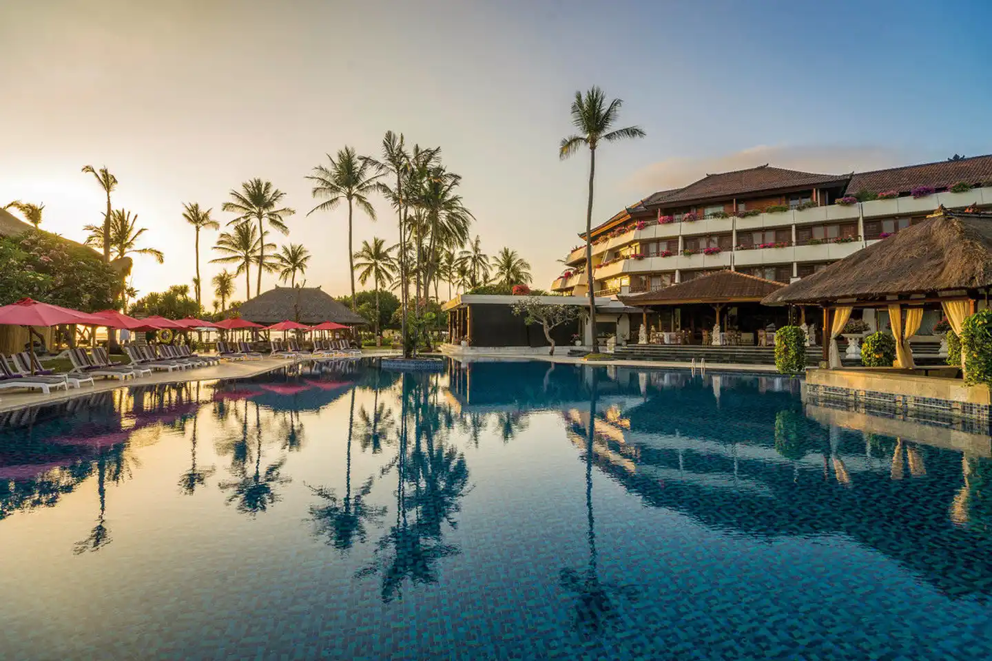 Nusa Dua Beach Hotel & Spa Pool