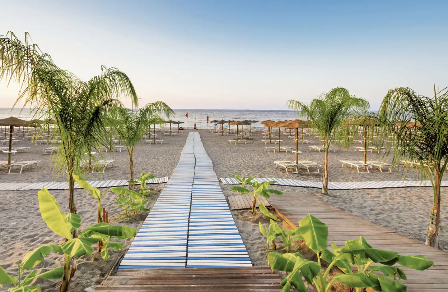 UNAHOTELS Naxos Beach Sicilia Landschaft