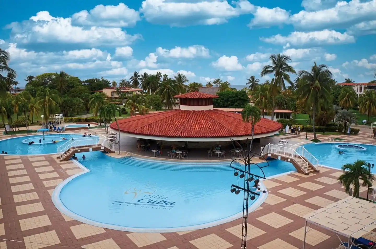Villa Cuba Pool