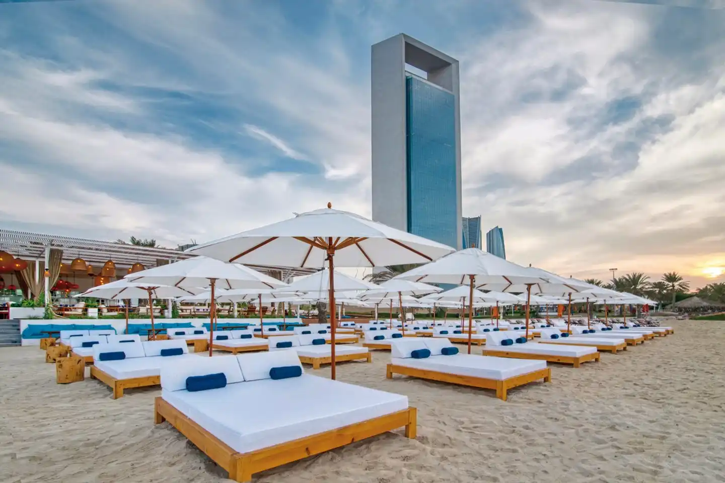 Radisson Blu Hotel & Resort Abu Dhabi Corniche Pool