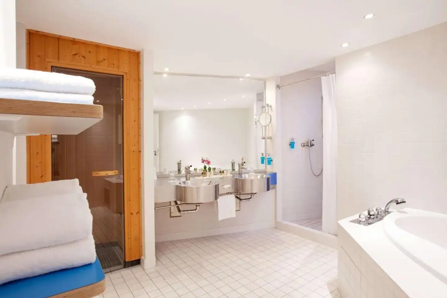 Hotel am Havelufer Potsdam Badezimmer