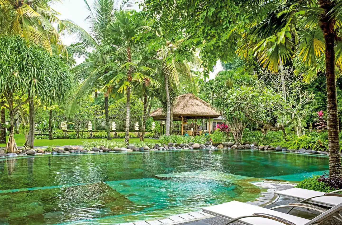 Segara Village Hotel Garten