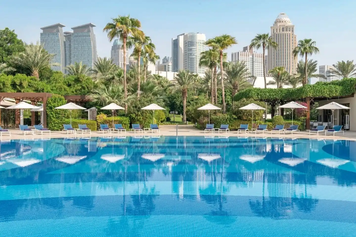 Sheraton Grand Doha Resort & Convention Hotel Pool
