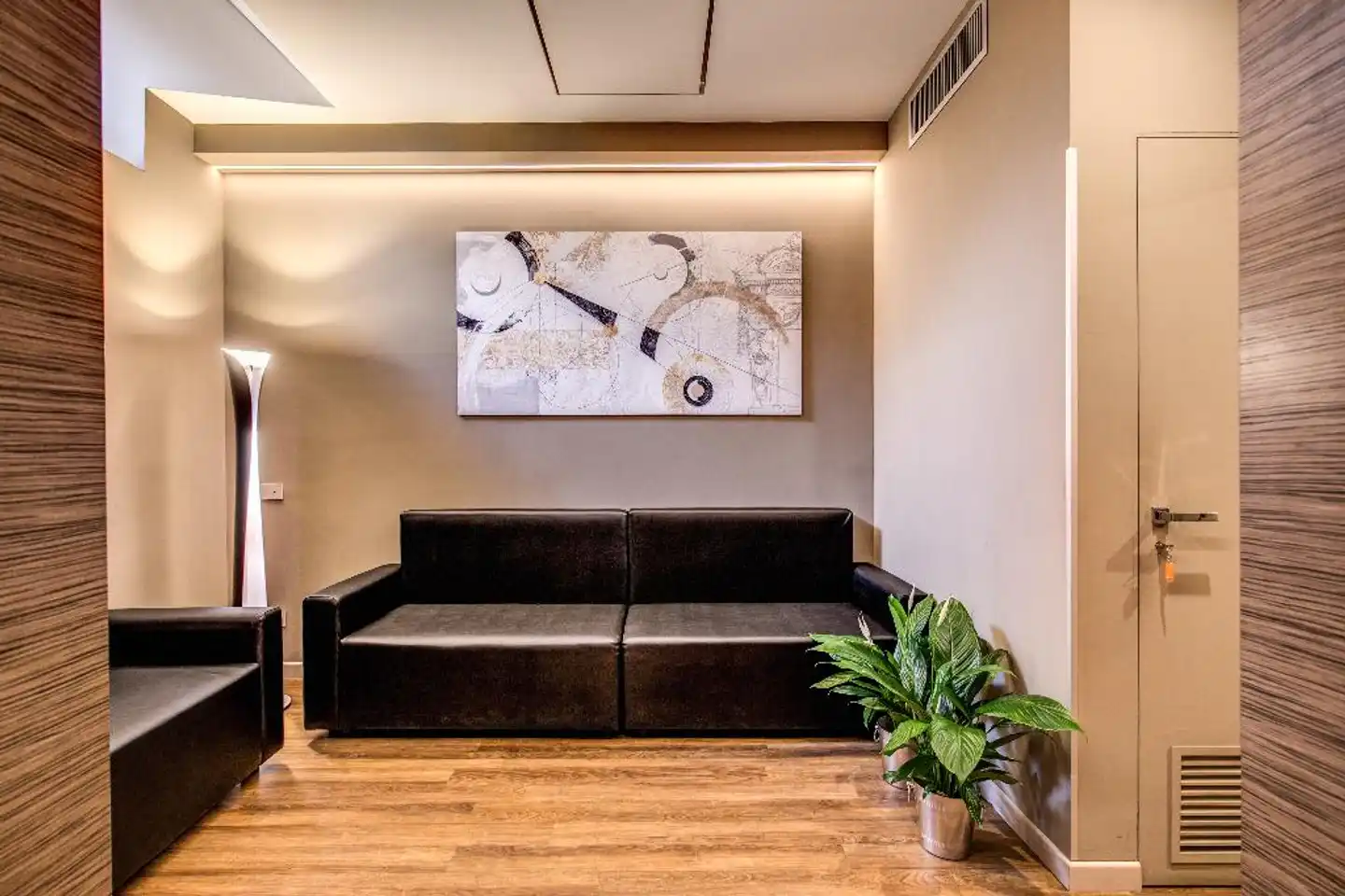 Al Manthia Hotel Lobby