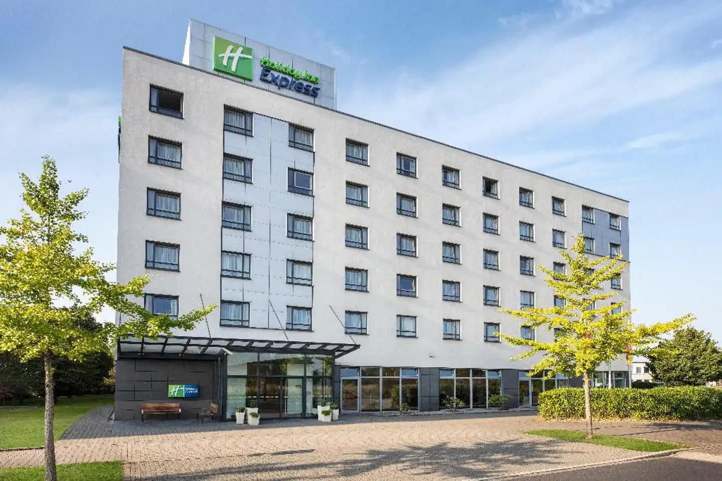 Holiday Inn Express Düsseldorf-Nord Aussenansicht