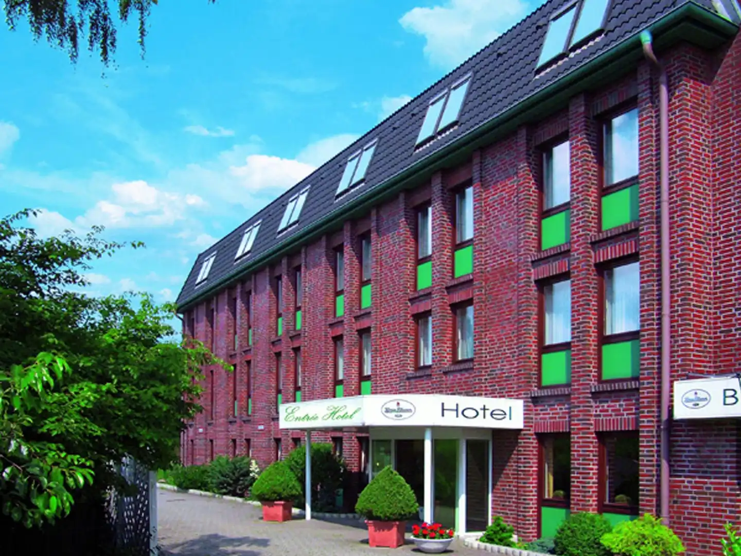 Entrée Hotel Glinde Aussenansicht
