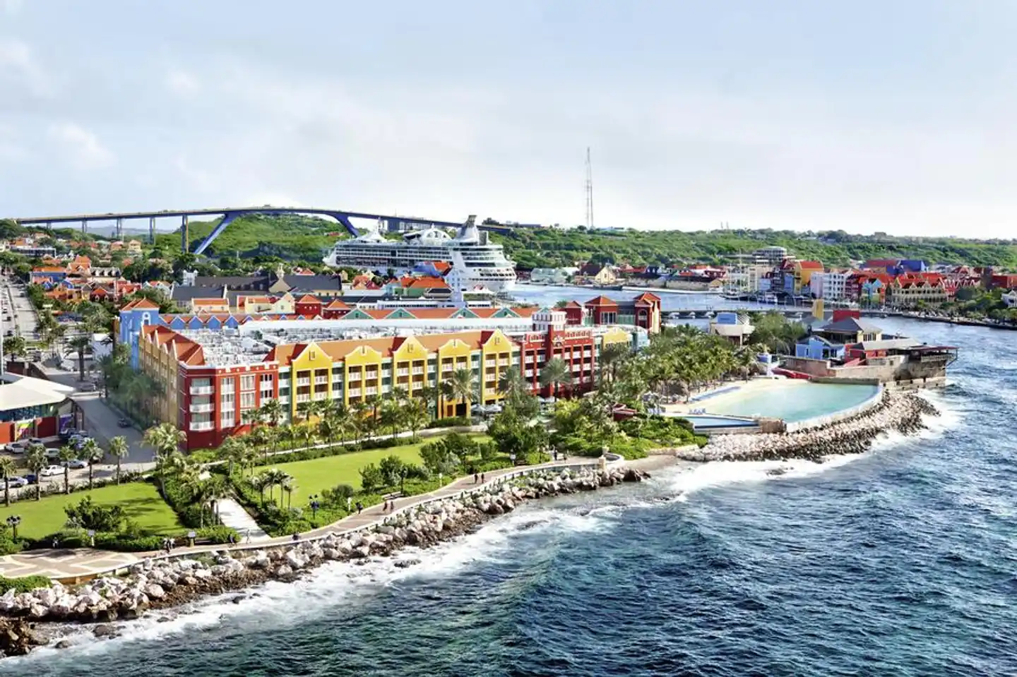 Renaissance Wind Creek Curacao Resort Aussenansicht