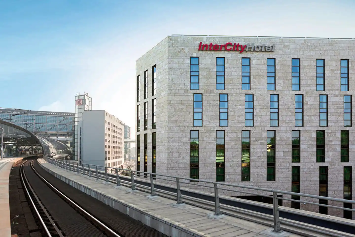 IntercityHotel Berlin Hauptbahnhof Aussenansicht