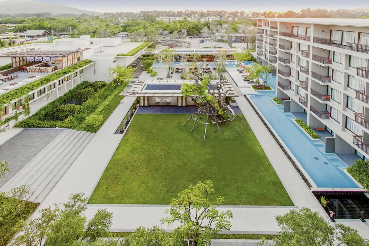 Proud Phuket Aussenansicht