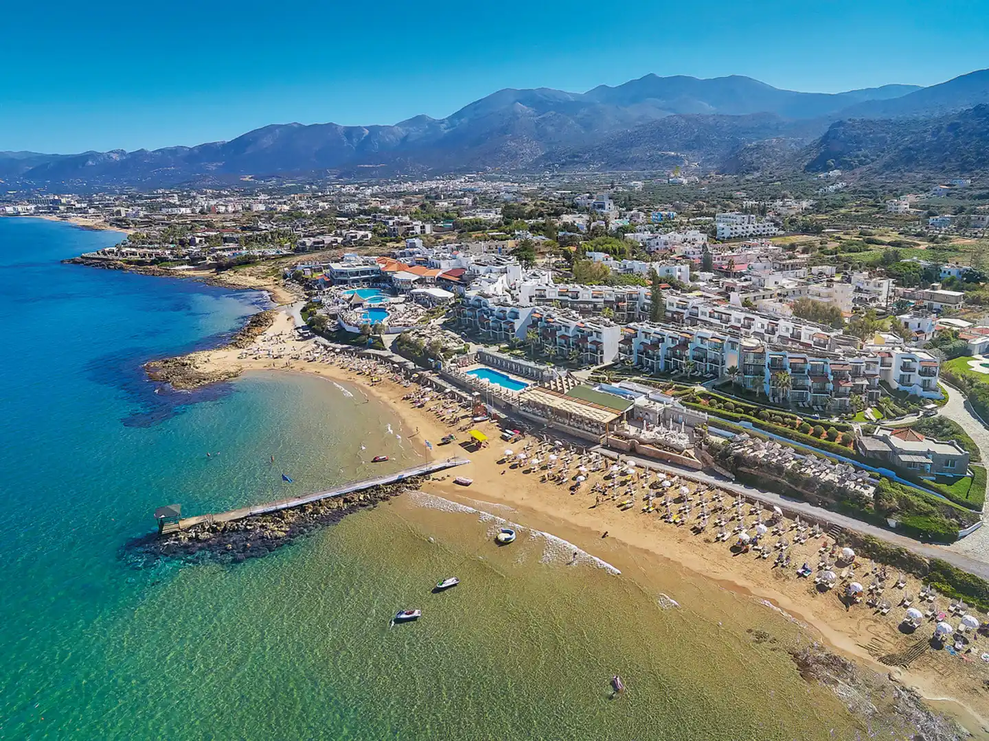 Alexander Beach Hotel & Village Resort Landschaft
