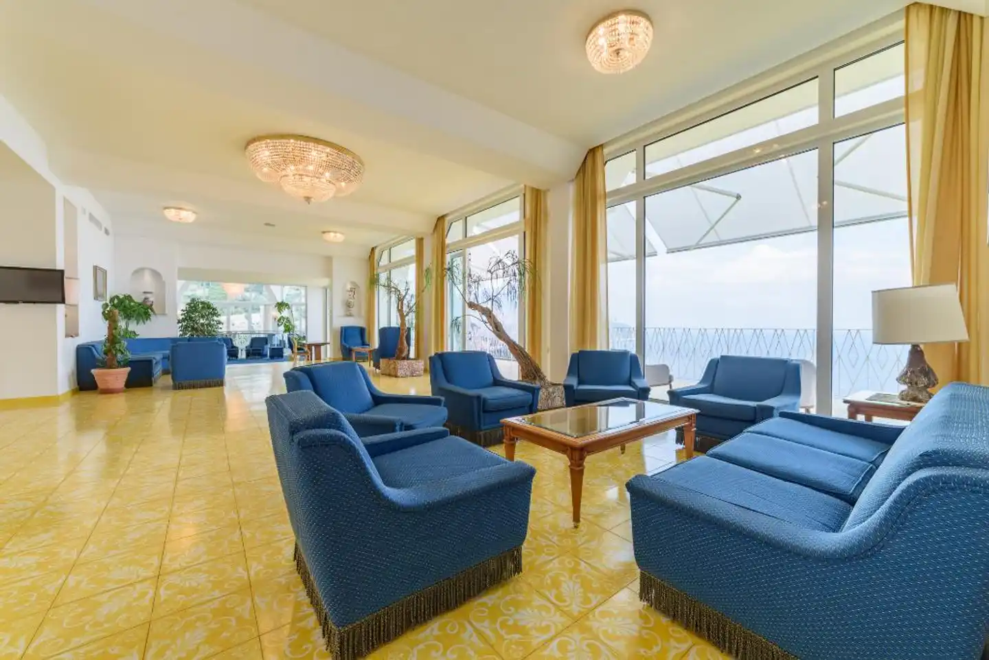 Grand Hotel Excelsior Lobby