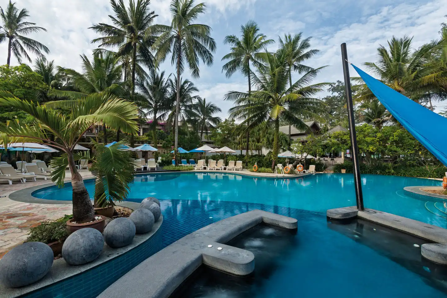 Holiday Inn Resort Phuket Pool