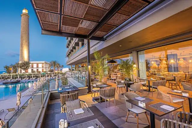 Faro, a Lopesan Collection Hotel Terrasse