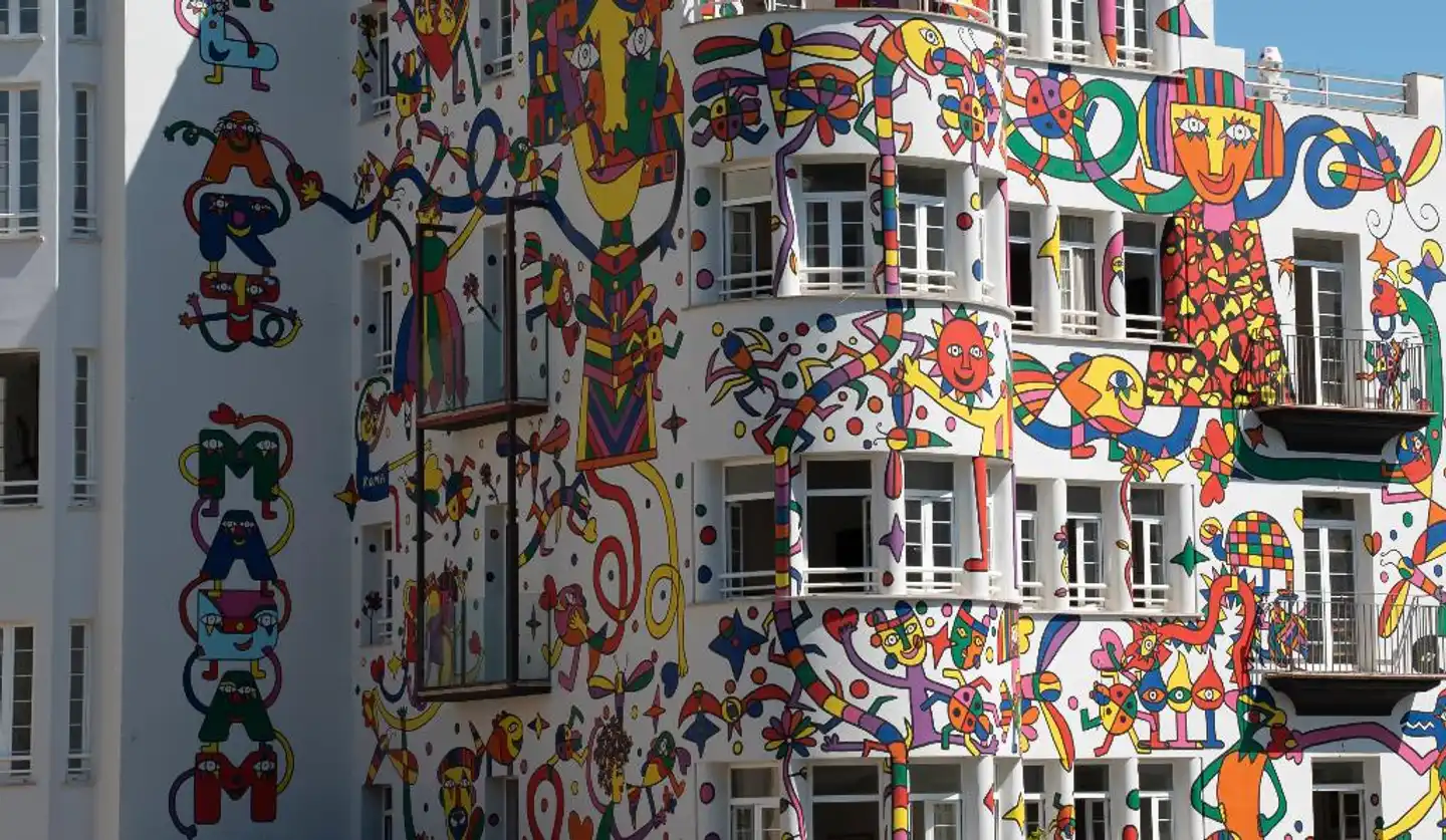 Artmadams Lobby