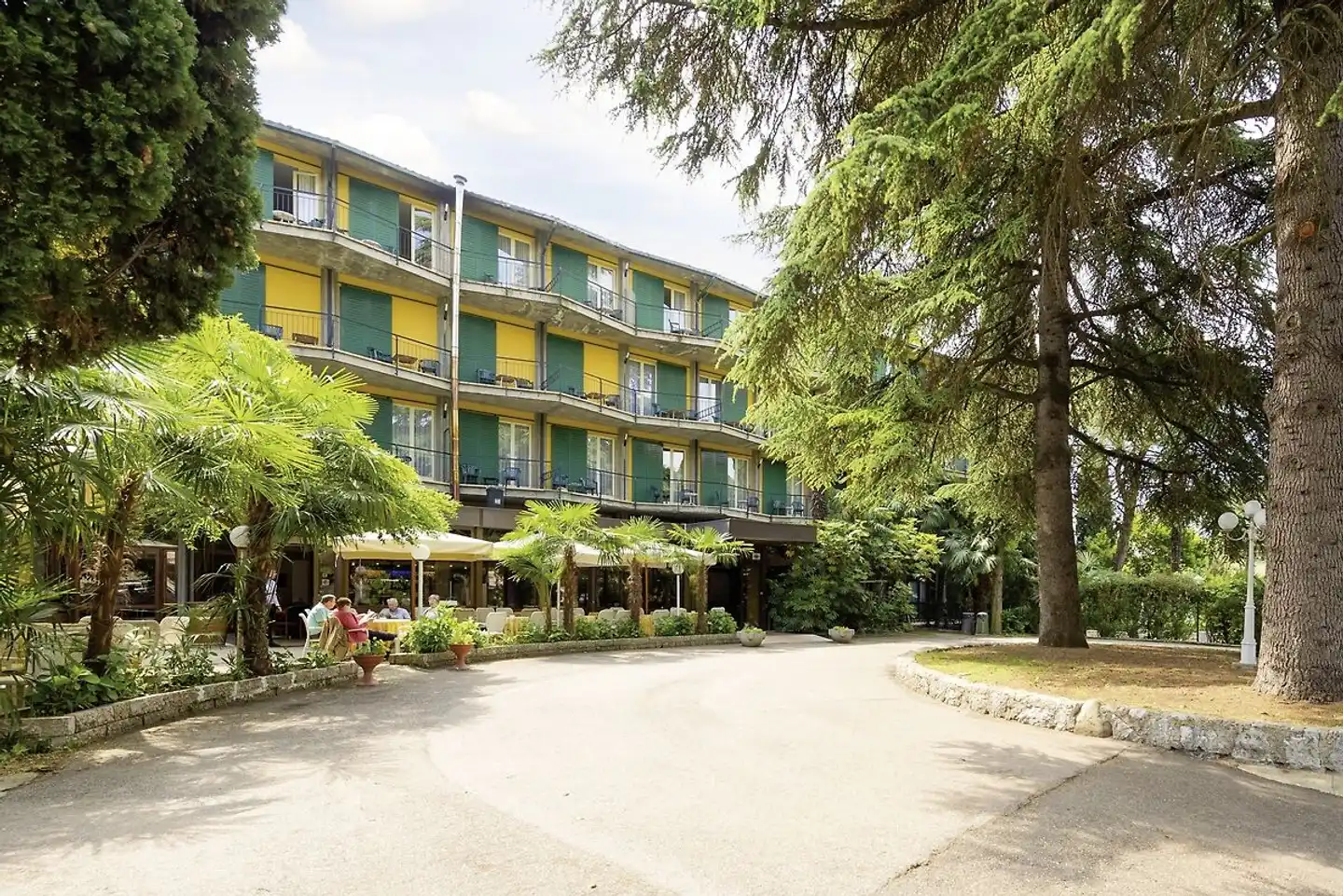 Hotelkomplex Palme Suite & Royal Aussenansicht