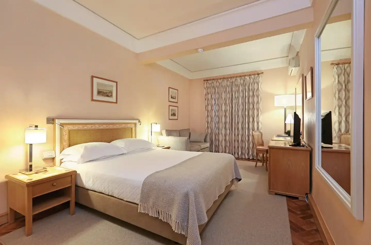 Hotel Lisboa Plaza Wohnbeispiel