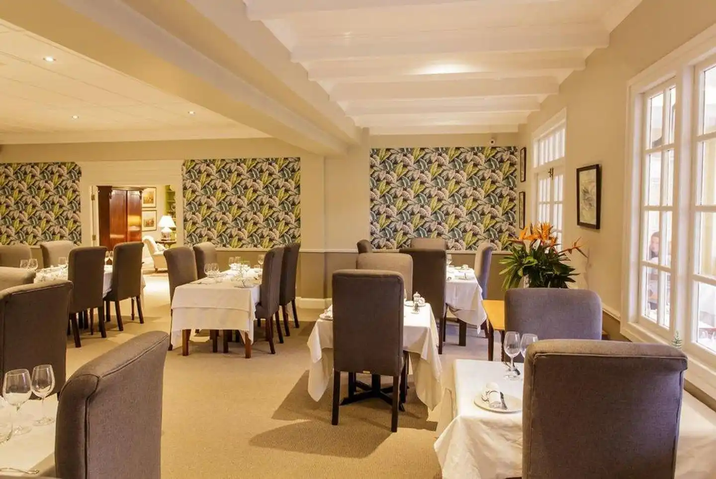 Queens Hotel Restaurant