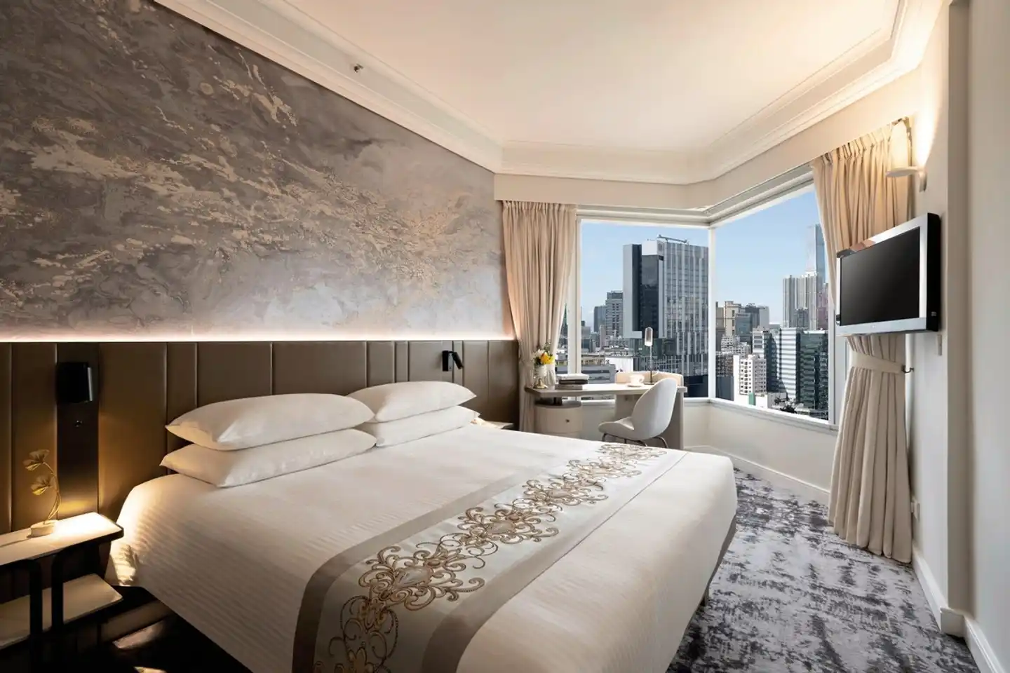 Harbour Plaza Metropolis Wohnbeispiel