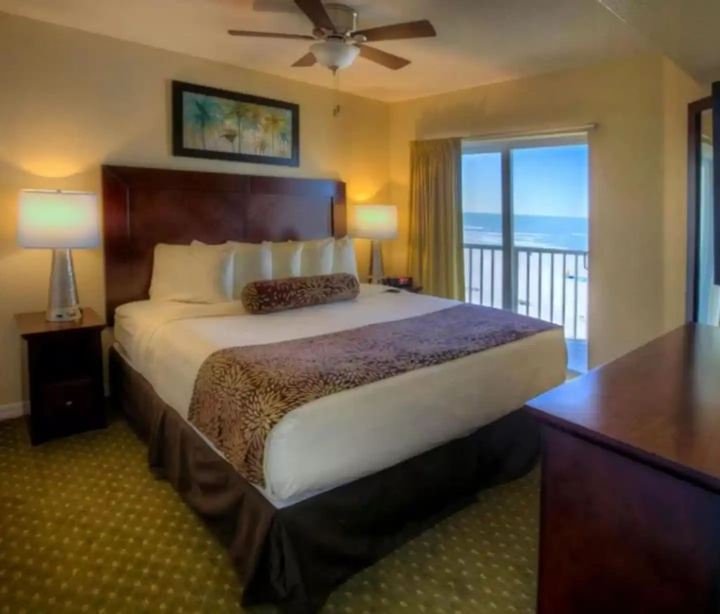 Sunset Vistas Beachfront Suites Wohnbeispiel
