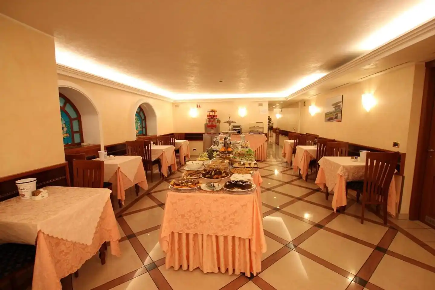 Mokinba Hotels Montebianco Restaurant