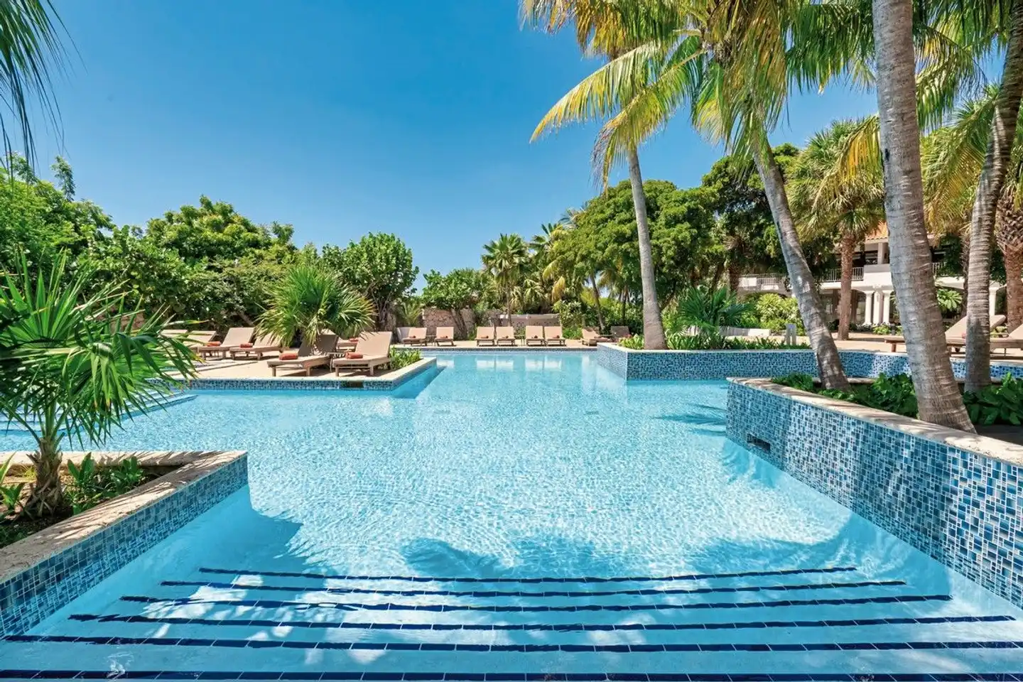 Zoëtry Curaçao Resort & Spa Pool