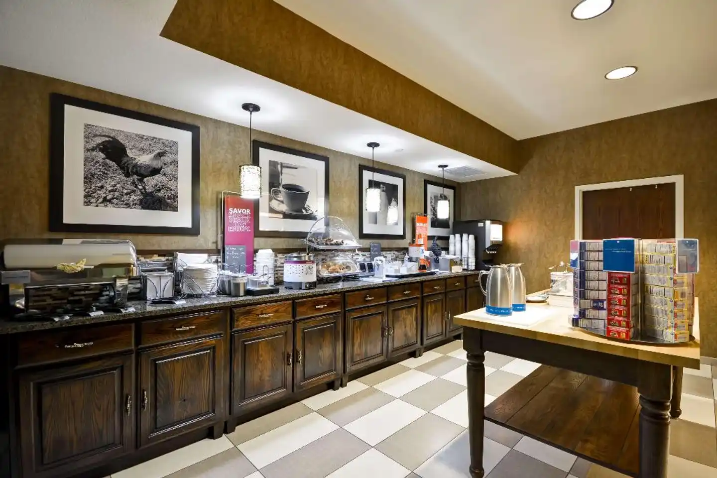 Hampton Inn Bozeman Bar