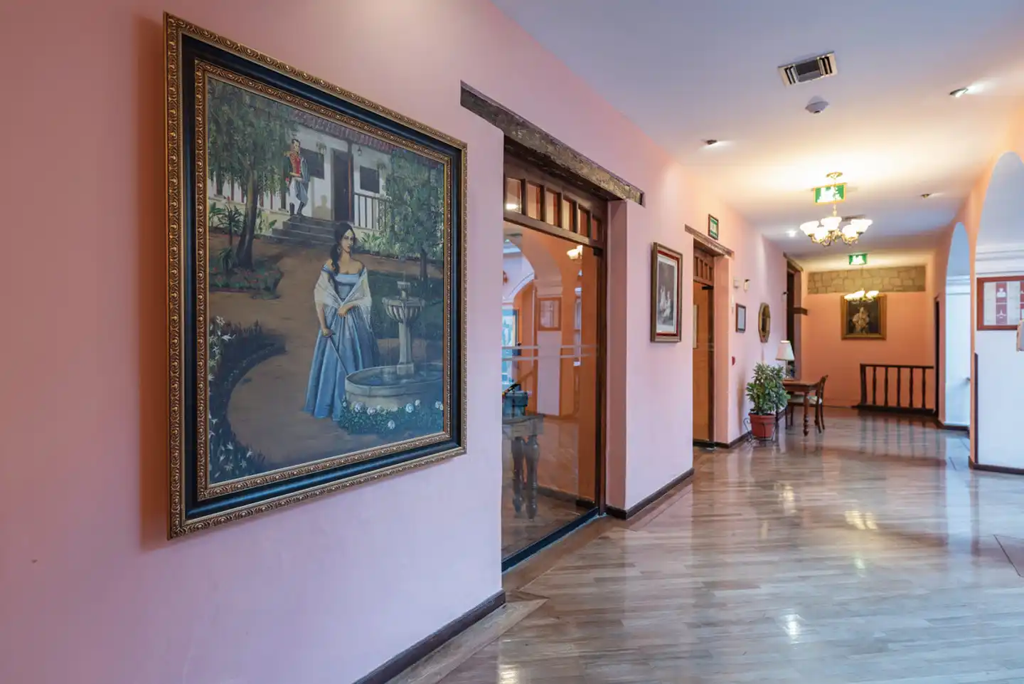 Patio Andaluz Lobby