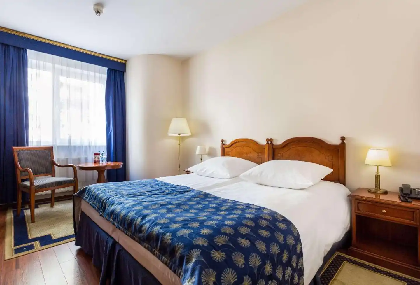 Qubus Hotel Wroc'aw Wohnbeispiel