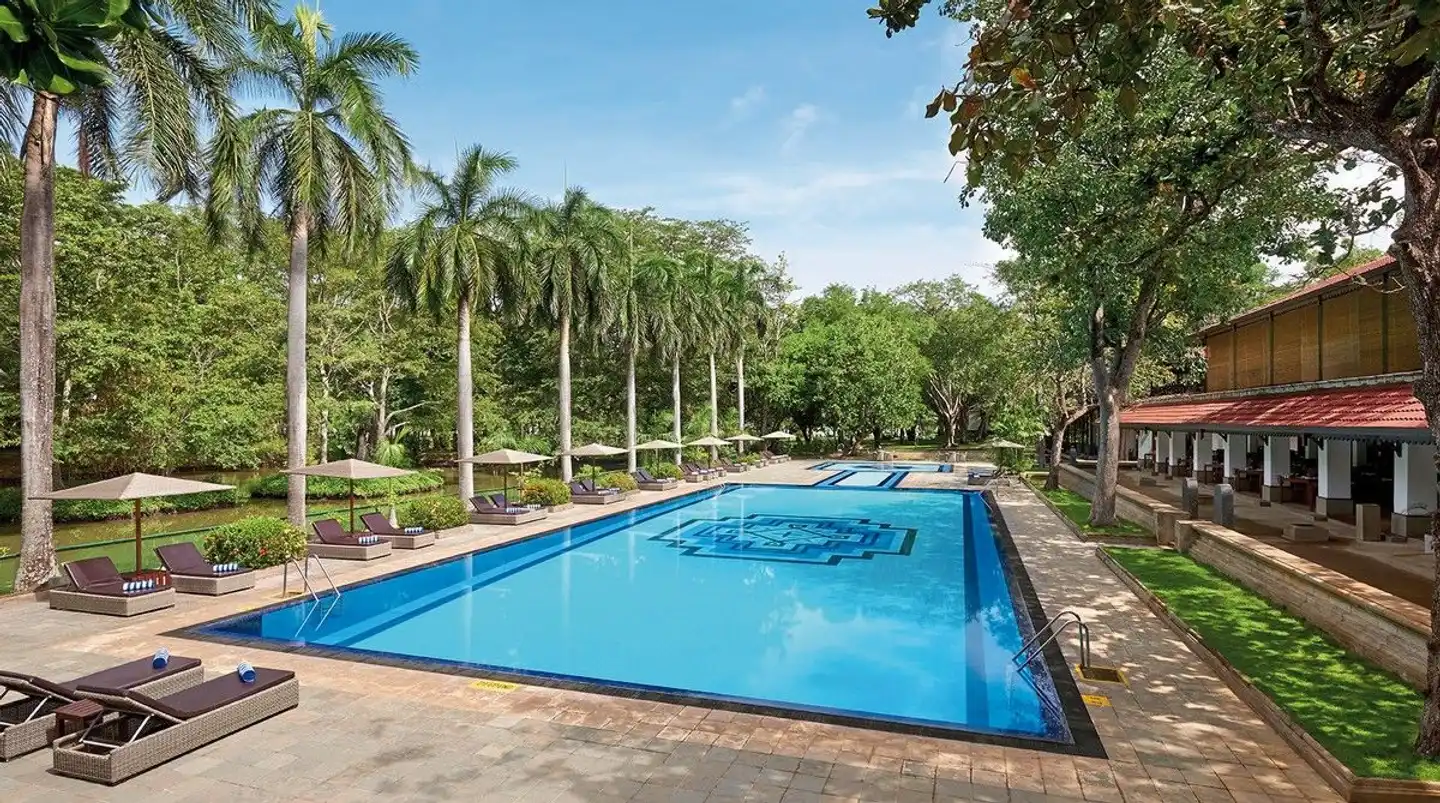 Cinnamon Lodge Habarana Pool