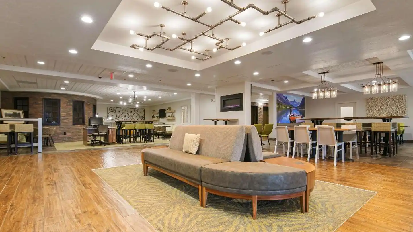 Best Western Plus Grant Creek Inn Lobby
