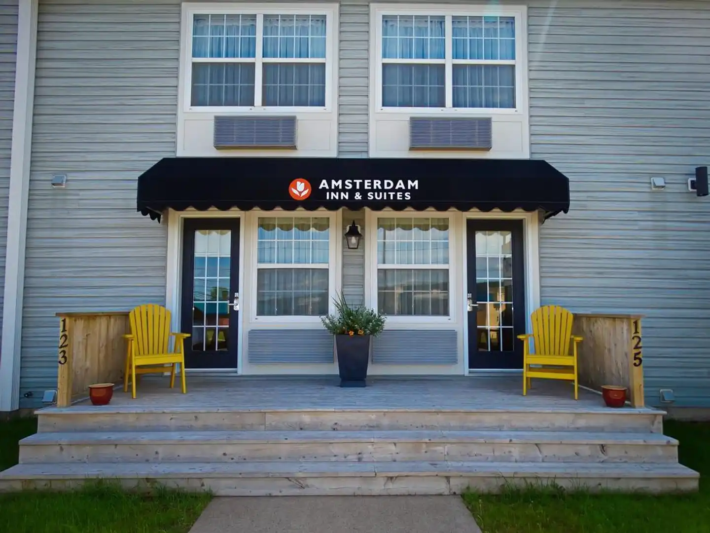 Amsterdam Inn & Suites Moncton Aussenansicht