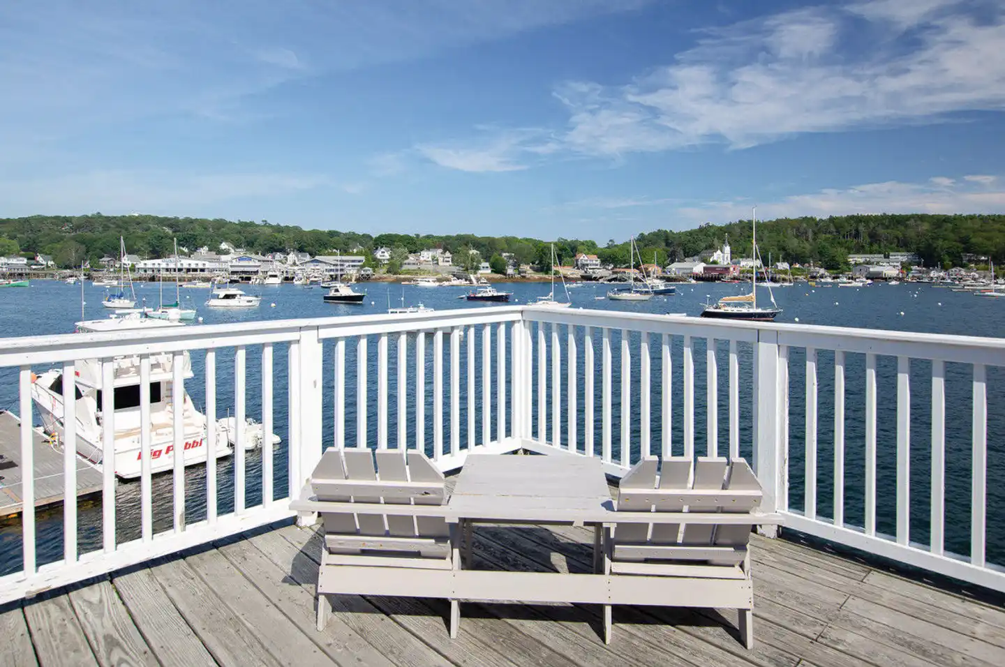 Tugboat Inn Terrasse