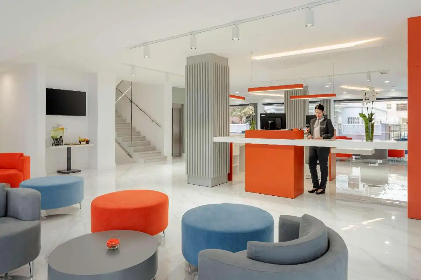 Occidental Las Palmas Lobby