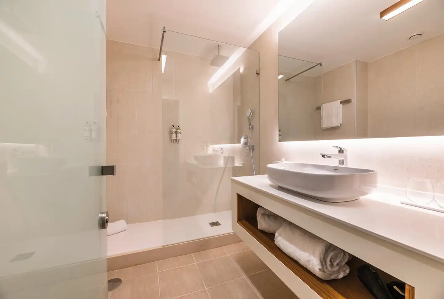 Regency Salgados Hotel & Spa Badezimmer