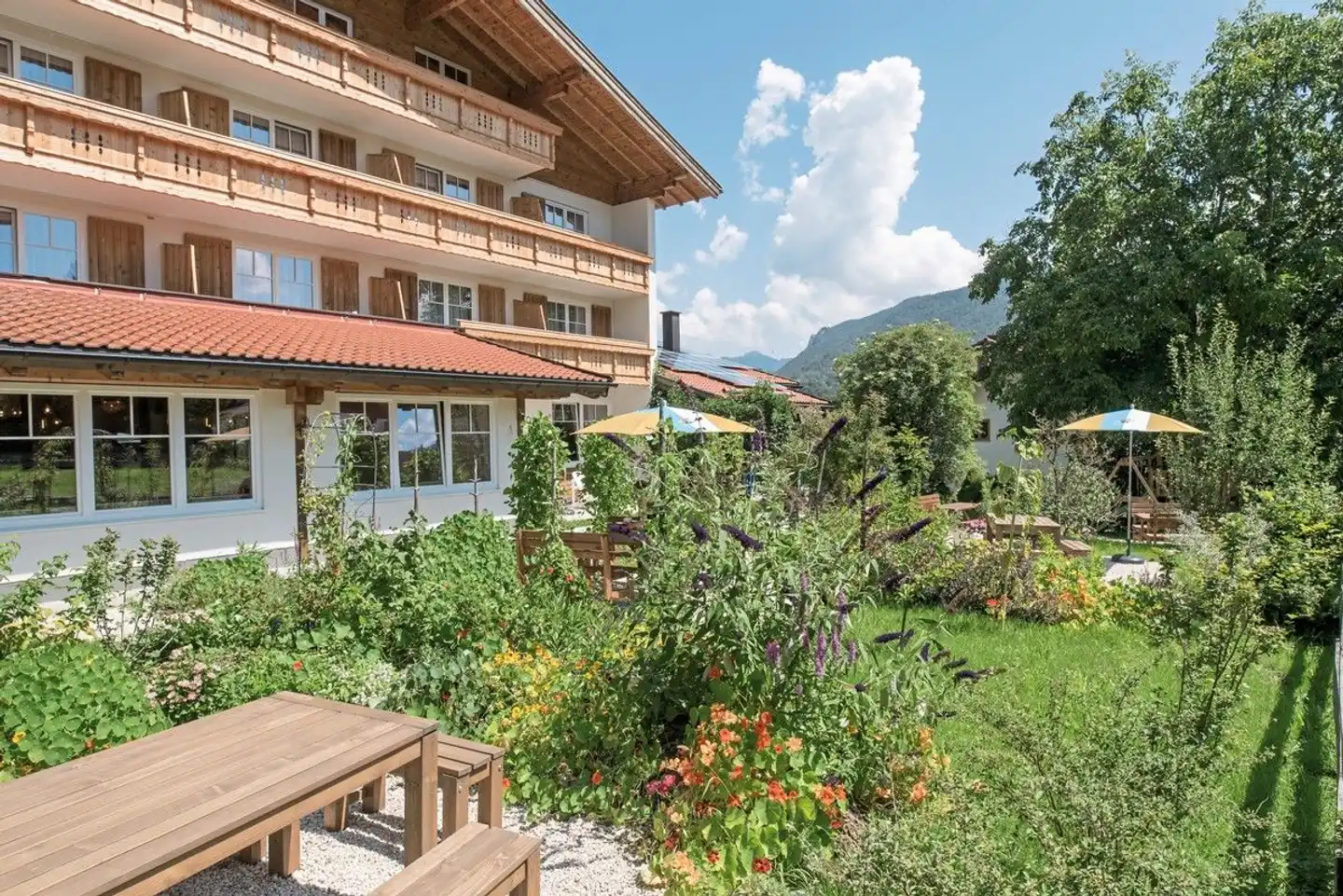 Alpenhotel Dahoam Aussenansicht